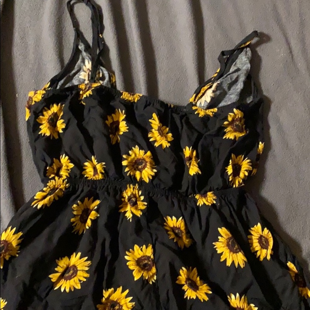 romper - Picture 2 of 3